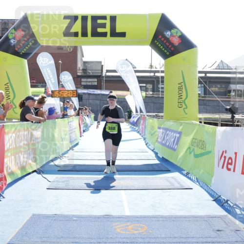 10.08.2025 - GEWOBA Citytriathlon Bremen H.Heesch http://msf.ph/oto/8554662 10.08.2025 15:52:07 Ziel 388 meine-sportfotos.de