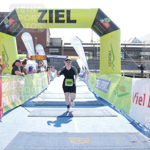 10.08.2025 - GEWOBA Citytriathlon Bremen H.Heesch http://msf.ph/oto/8554674 10.08.2025 15:52:07 Ziel 388 meine-sportfotos.de