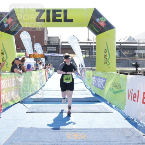 10.08.2025 - GEWOBA Citytriathlon Bremen H.Heesch http://msf.ph/oto/8554682 10.08.2025 15:52:08 Ziel 388 meine-sportfotos.de