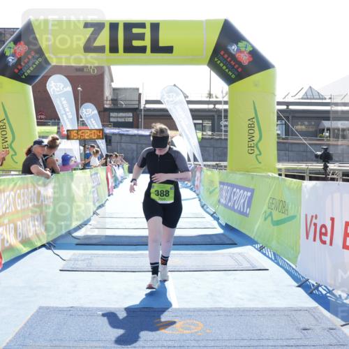 10.08.2025 - GEWOBA Citytriathlon Bremen H.Heesch http://msf.ph/oto/8554694 10.08.2025 15:52:08 Ziel 388 meine-sportfotos.de