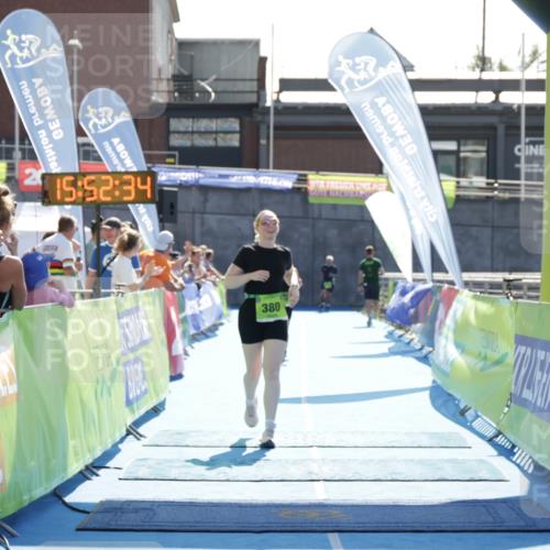 10.08.2025 - GEWOBA Citytriathlon Bremen H.Heesch http://msf.ph/oto/8554756 10.08.2025 15:52:39 Ziel 339, 380 meine-sportfotos.de