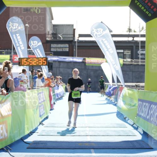 10.08.2025 - GEWOBA Citytriathlon Bremen H.Heesch http://msf.ph/oto/8554763 10.08.2025 15:52:39 Ziel 339, 380 meine-sportfotos.de