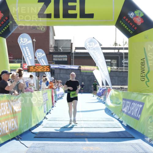 10.08.2025 - GEWOBA Citytriathlon Bremen H.Heesch http://msf.ph/oto/8554778 10.08.2025 15:52:39 Ziel 339, 380 meine-sportfotos.de