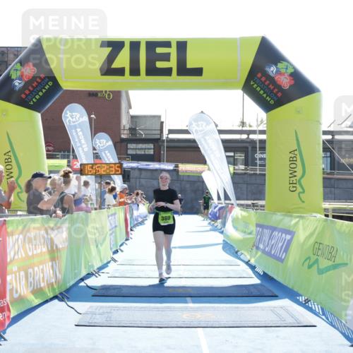 10.08.2025 - GEWOBA Citytriathlon Bremen H.Heesch http://msf.ph/oto/8554798 10.08.2025 15:52:40 Ziel 339, 380 meine-sportfotos.de