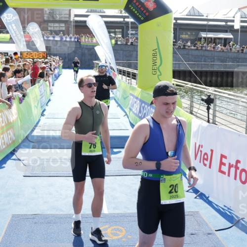 10.08.2025 - GEWOBA Citytriathlon Bremen H.Heesch http://msf.ph/oto/8554814 10.08.2025 15:20:38 Ziel 20, 47, 50, 69, 76 meine-sportfotos.de