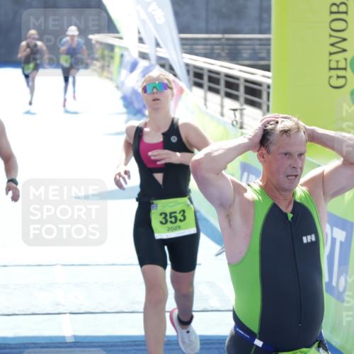 10.08.2025 - GEWOBA Citytriathlon Bremen H.Heesch http://msf.ph/oto/8554868 10.08.2025 15:20:51 Ziel 30, 69, 314, 353, 423, 436 meine-sportfotos.de
