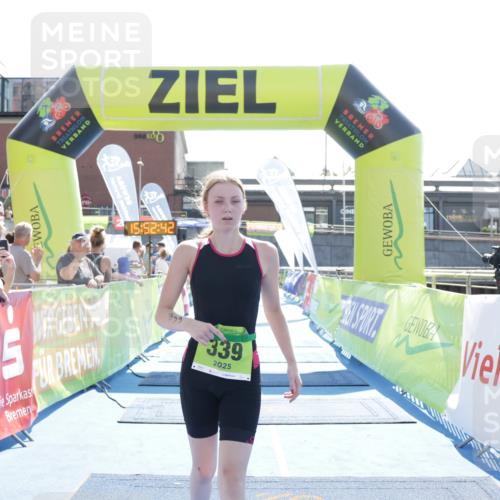 10.08.2025 - GEWOBA Citytriathlon Bremen H.Heesch http://msf.ph/oto/8554896 10.08.2025 15:52:46 Ziel 339, 380 meine-sportfotos.de