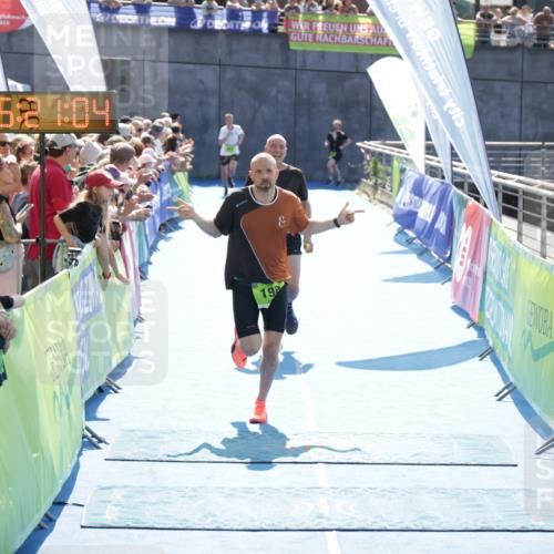 10.08.2025 - GEWOBA Citytriathlon Bremen H.Heesch http://msf.ph/oto/8554910 10.08.2025 15:21:08 Ziel 198, 272 meine-sportfotos.de