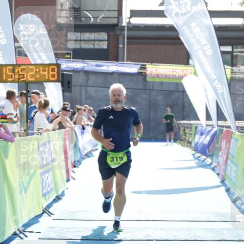 10.08.2025 - GEWOBA Citytriathlon Bremen H.Heesch http://msf.ph/oto/8554920 10.08.2025 15:52:53 Ziel 319 meine-sportfotos.de
