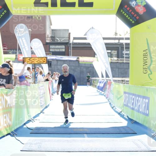 10.08.2025 - GEWOBA Citytriathlon Bremen H.Heesch http://msf.ph/oto/8554939 10.08.2025 15:52:53 Ziel 319 meine-sportfotos.de