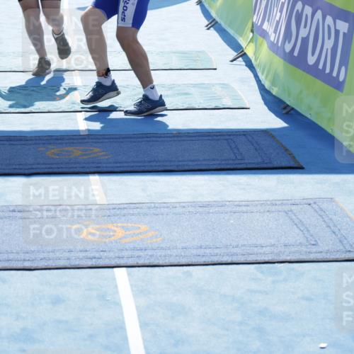 10.08.2025 - GEWOBA Citytriathlon Bremen H.Heesch http://msf.ph/oto/8555043 10.08.2025 15:21:40 Ziel 253, 865 meine-sportfotos.de