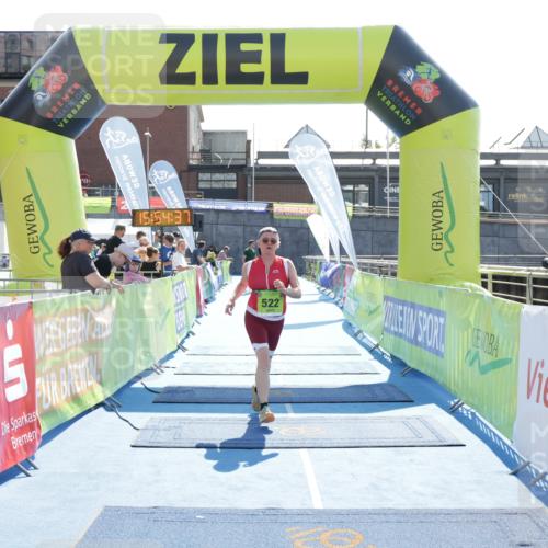 10.08.2025 - GEWOBA Citytriathlon Bremen H.Heesch http://msf.ph/oto/8555044 10.08.2025 15:54:40 Ziel 522 meine-sportfotos.de