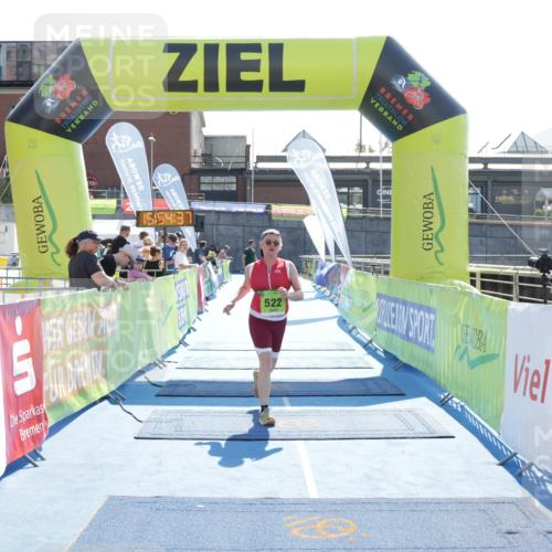 10.08.2025 - GEWOBA Citytriathlon Bremen H.Heesch http://msf.ph/oto/8555047 10.08.2025 15:54:40 Ziel 522 meine-sportfotos.de