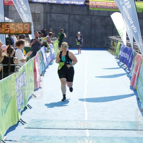 10.08.2025 - GEWOBA Citytriathlon Bremen H.Heesch http://msf.ph/oto/8555076 10.08.2025 15:56:03 Ziel 413 meine-sportfotos.de