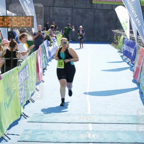 10.08.2025 - GEWOBA Citytriathlon Bremen H.Heesch http://msf.ph/oto/8555083 10.08.2025 15:56:03 Ziel 413 meine-sportfotos.de