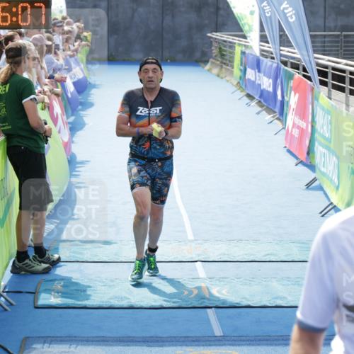10.08.2025 - GEWOBA Citytriathlon Bremen H.Heesch http://msf.ph/oto/8555175 10.08.2025 14:16:11 Ziel 555, 783, 820, 888 meine-sportfotos.de