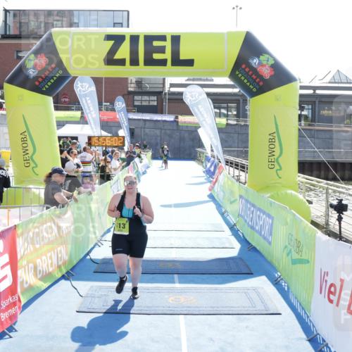 10.08.2025 - GEWOBA Citytriathlon Bremen H.Heesch http://msf.ph/oto/8555176 10.08.2025 15:56:06 Ziel 413 meine-sportfotos.de