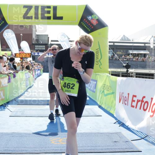 10.08.2025 - GEWOBA Citytriathlon Bremen H.Heesch http://msf.ph/oto/8555177 10.08.2025 15:22:36 Ziel 124, 462, 480 meine-sportfotos.de