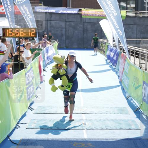 10.08.2025 - GEWOBA Citytriathlon Bremen H.Heesch http://msf.ph/oto/8555253 10.08.2025 15:56:16 Ziel 529 meine-sportfotos.de