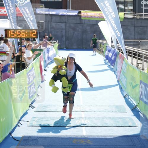 10.08.2025 - GEWOBA Citytriathlon Bremen H.Heesch http://msf.ph/oto/8555256 10.08.2025 15:56:16 Ziel 529 meine-sportfotos.de