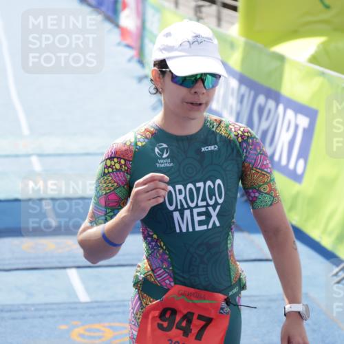 10.08.2025 - GEWOBA Citytriathlon Bremen H.Heesch http://msf.ph/oto/8555294 10.08.2025 14:17:02 Ziel 582, 947 meine-sportfotos.de