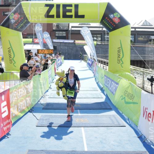 10.08.2025 - GEWOBA Citytriathlon Bremen H.Heesch http://msf.ph/oto/8555295 10.08.2025 15:56:18 Ziel 529 meine-sportfotos.de