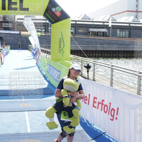 10.08.2025 - GEWOBA Citytriathlon Bremen H.Heesch http://msf.ph/oto/8555323 10.08.2025 15:56:20 Ziel 529 meine-sportfotos.de
