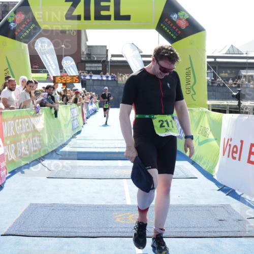 10.08.2025 - GEWOBA Citytriathlon Bremen H.Heesch http://msf.ph/oto/8555364 10.08.2025 15:23:19 Ziel 24, 100, 162, 211 meine-sportfotos.de
