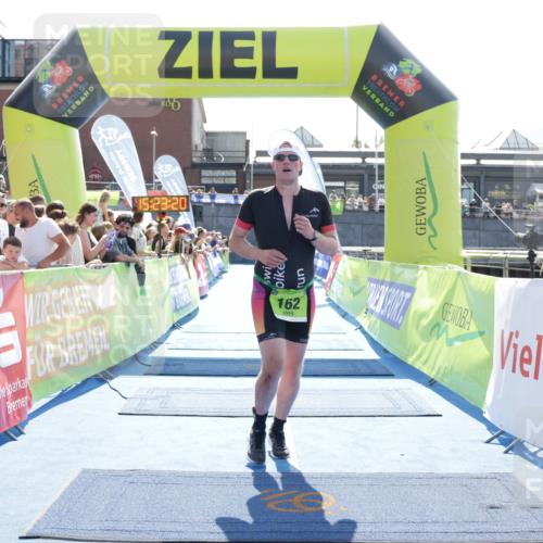 10.08.2025 - GEWOBA Citytriathlon Bremen H.Heesch http://msf.ph/oto/8555379 10.08.2025 15:23:24 Ziel 162, 211 meine-sportfotos.de