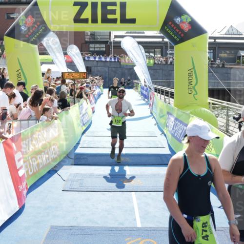 10.08.2025 - GEWOBA Citytriathlon Bremen H.Heesch http://msf.ph/oto/8555528 10.08.2025 15:24:18 Ziel 18, 84, 152, 346, 478 meine-sportfotos.de