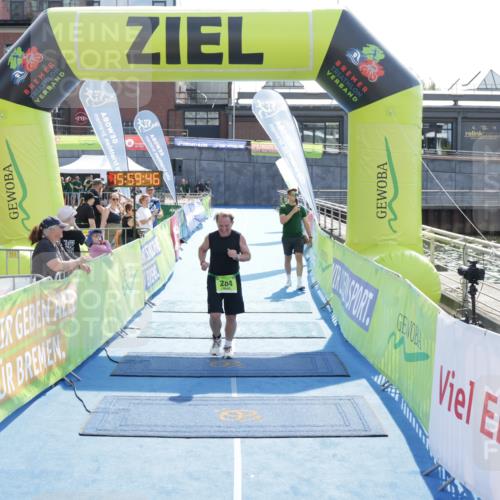 10.08.2025 - GEWOBA Citytriathlon Bremen H.Heesch http://msf.ph/oto/8555533 10.08.2025 15:59:50 Ziel 284 meine-sportfotos.de