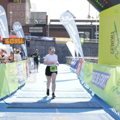 10.08.2025 - GEWOBA Citytriathlon Bremen H.Heesch http://msf.ph/oto/8555649 10.08.2025 16:02:00 Ziel 391 meine-sportfotos.de