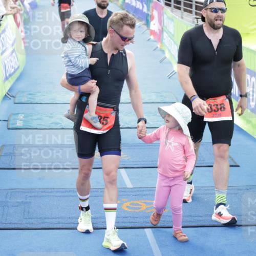 10.08.2025 - GEWOBA Citytriathlon Bremen H.Heesch http://msf.ph/oto/8555711 10.08.2025 14:20:51 Ziel 732, 735, 790, 838, 921 meine-sportfotos.de