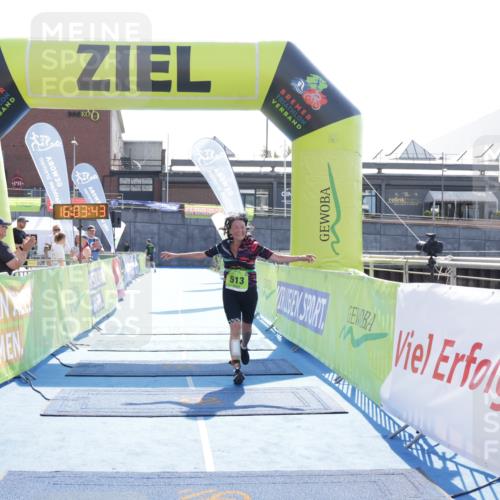 10.08.2025 - GEWOBA Citytriathlon Bremen H.Heesch http://msf.ph/oto/8555946 10.08.2025 16:03:48 Ziel 513 meine-sportfotos.de