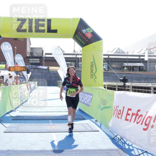 10.08.2025 - GEWOBA Citytriathlon Bremen H.Heesch http://msf.ph/oto/8555976 10.08.2025 16:03:48 Ziel 513 meine-sportfotos.de
