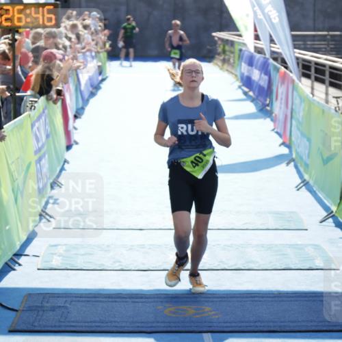 10.08.2025 - GEWOBA Citytriathlon Bremen H.Heesch http://msf.ph/oto/8555995 10.08.2025 15:26:50 Ziel 86, 401, 441 meine-sportfotos.de