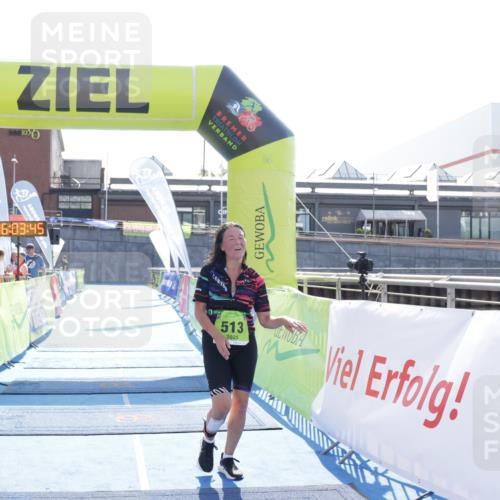 10.08.2025 - GEWOBA Citytriathlon Bremen H.Heesch http://msf.ph/oto/8556007 10.08.2025 16:03:49 Ziel 513 meine-sportfotos.de