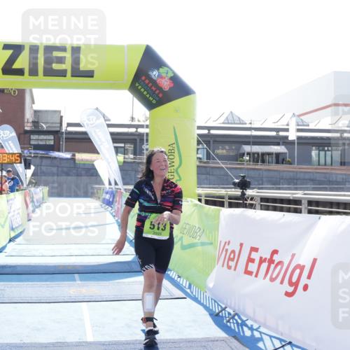 10.08.2025 - GEWOBA Citytriathlon Bremen H.Heesch http://msf.ph/oto/8556011 10.08.2025 16:03:49 Ziel 513 meine-sportfotos.de