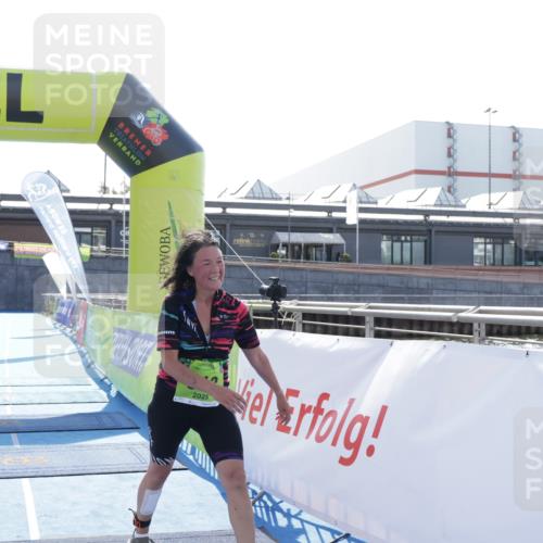 10.08.2025 - GEWOBA Citytriathlon Bremen H.Heesch http://msf.ph/oto/8556022 10.08.2025 16:03:50 Ziel 513 meine-sportfotos.de