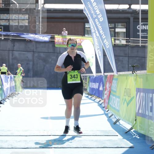10.08.2025 - GEWOBA Citytriathlon Bremen H.Heesch http://msf.ph/oto/8556036 10.08.2025 16:08:31 Ziel 343 meine-sportfotos.de