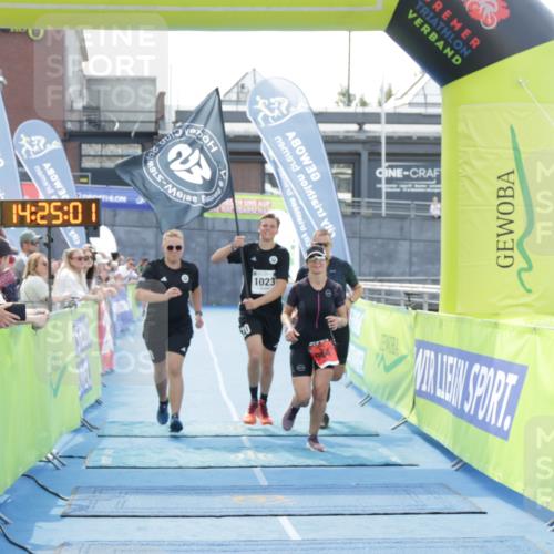 10.08.2025 - GEWOBA Citytriathlon Bremen H.Heesch http://msf.ph/oto/8556111 10.08.2025 14:25:05 Ziel 765, 894, 964, 1023 meine-sportfotos.de