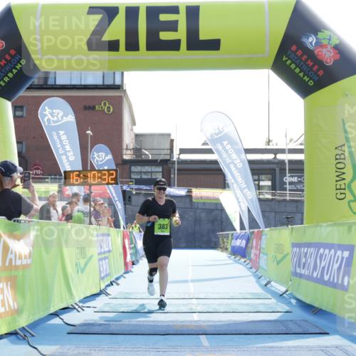 10.08.2025 - GEWOBA Citytriathlon Bremen H.Heesch http://msf.ph/oto/8556241 10.08.2025 16:10:36 Ziel 383 meine-sportfotos.de