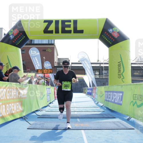 10.08.2025 - GEWOBA Citytriathlon Bremen H.Heesch http://msf.ph/oto/8556267 10.08.2025 16:10:38 Ziel 383 meine-sportfotos.de
