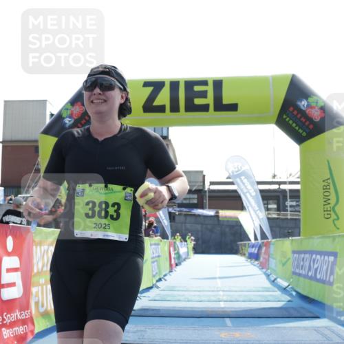 10.08.2025 - GEWOBA Citytriathlon Bremen H.Heesch http://msf.ph/oto/8556320 10.08.2025 16:10:39 Ziel 383 meine-sportfotos.de