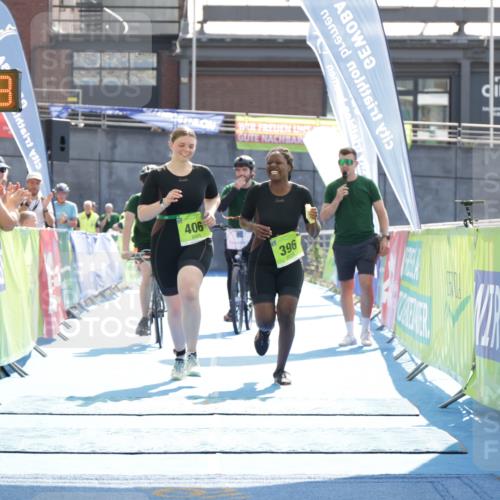 10.08.2025 - GEWOBA Citytriathlon Bremen H.Heesch http://msf.ph/oto/8556346 10.08.2025 16:13:11 Ziel 396, 406 meine-sportfotos.de