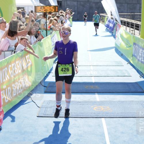 10.08.2025 - GEWOBA Citytriathlon Bremen H.Heesch http://msf.ph/oto/8556600 10.08.2025 15:29:55 Ziel 208, 221, 273, 426, 491 meine-sportfotos.de