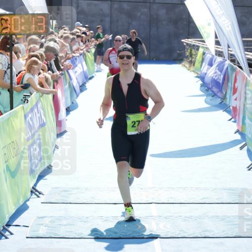 10.08.2025 - GEWOBA Citytriathlon Bremen H.Heesch http://msf.ph/oto/8556650 10.08.2025 15:30:17 Ziel 249, 278, 405 meine-sportfotos.de