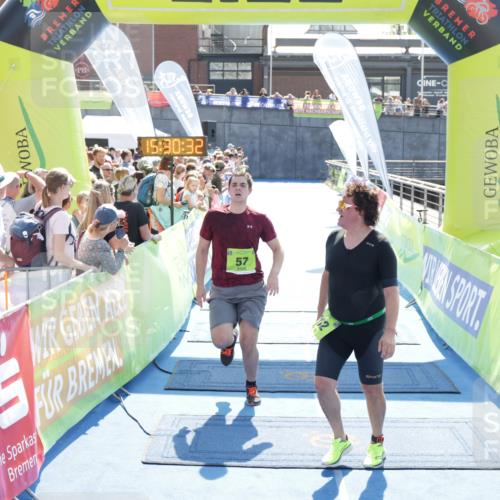 10.08.2025 - GEWOBA Citytriathlon Bremen H.Heesch http://msf.ph/oto/8556702 10.08.2025 15:30:36 Ziel 57, 262 meine-sportfotos.de