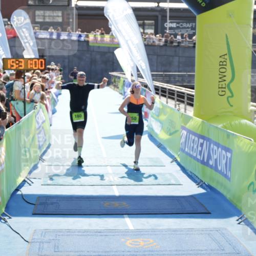 10.08.2025 - GEWOBA Citytriathlon Bremen H.Heesch http://msf.ph/oto/8556736 10.08.2025 15:31:03 Ziel 180, 350, 351, 483 meine-sportfotos.de