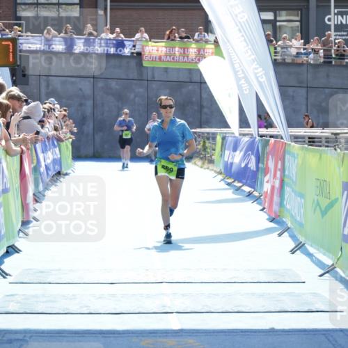10.08.2025 - GEWOBA Citytriathlon Bremen H.Heesch http://msf.ph/oto/8556872 10.08.2025 15:32:21 Ziel 338, 469 meine-sportfotos.de